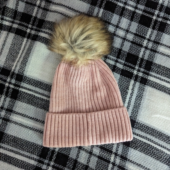 Lively It-Girl Pom Beanie-Light Dusty Rose, NWOT - Picture 2 of 7